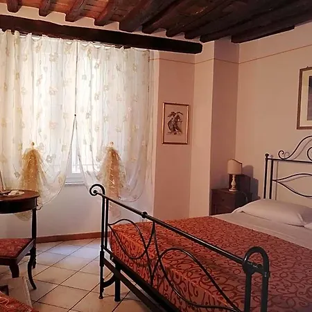 Bed & Breakfast Alle Due Porte 3*
