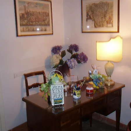 Alle Due Porte Bed & Breakfast